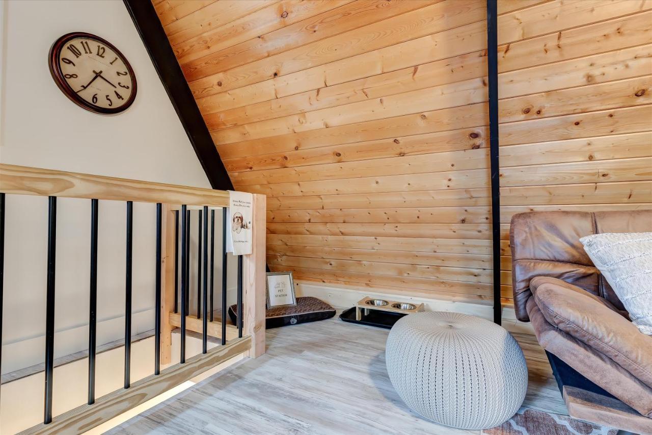 The Pet Friendly Cub Cabin Sevierville Eksteriør bilde